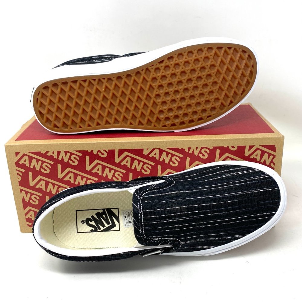 🌿SPRING SALE🌿 VANS Classic Slip-On Suiting Black Canvad Men's Size VN0A4U382PW - Picture 4 of 10